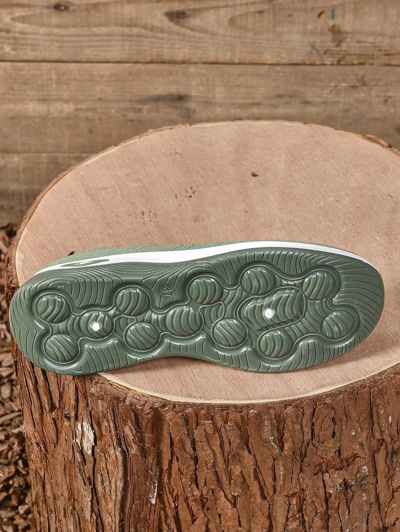 Lightweight Breathable Orthopedic Slip-On Shoes for Women