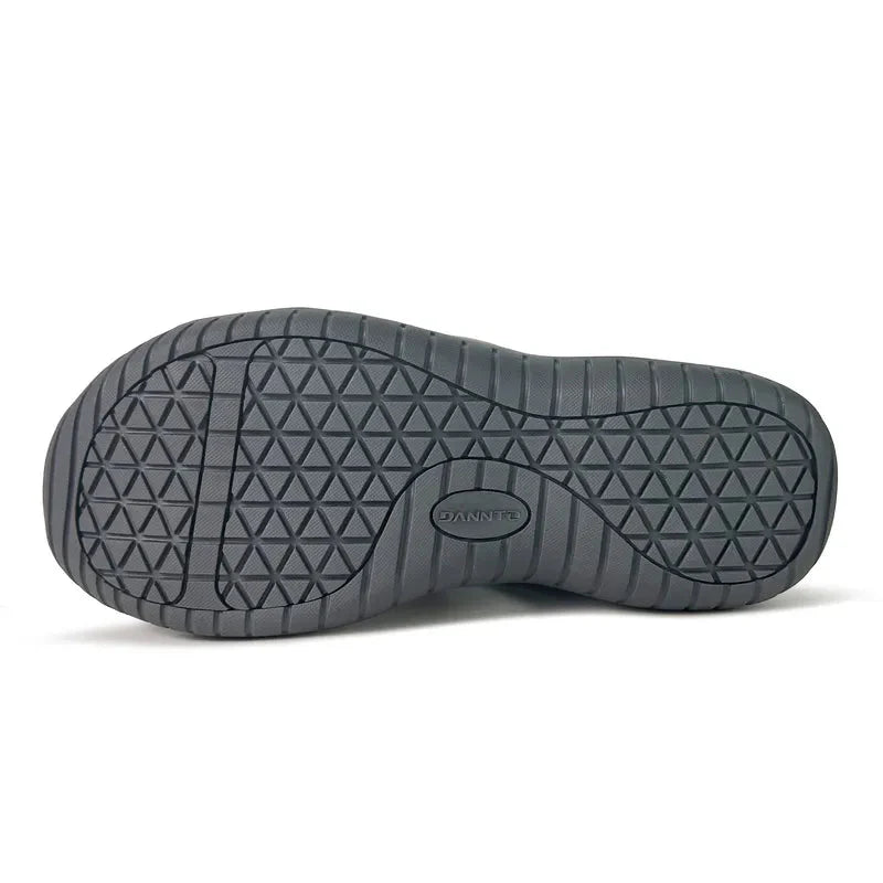 Women's Closed-Toe Hiking Sandals with Elastic Lace