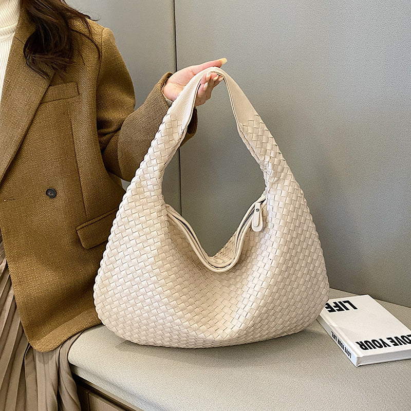 Woven Shoulder Bag for Everyday Use
