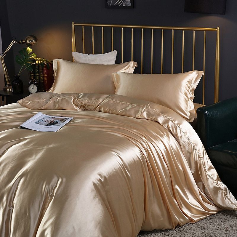 Silk Luxury Bedding Set with Duvet Cover and Pillowcases
